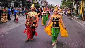 Anggaran dipangkas, Pelangi Budaya Selendang Sutera Jalan Terus