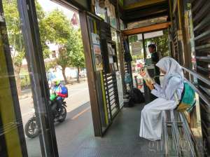 Mojok Asyik, Baca Buku di Pojok Buku Trans Jogja