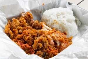 Chicken Crush, Warung Ayam Geprek dalam Kontainer Merah