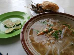 Menikmati Santap Pagi dengan Segarnya Soto Ayam Wonosari