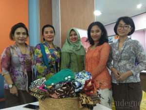 Chattra Kebaya Kenalkan Kebaya Sebagai Busana Yang Simple Namun Anggun 