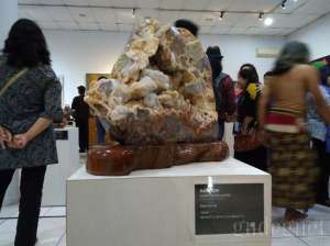 Pameran Batu Bertutur, Membingkai Indahnya Batu di Balik Sosoknya yang Keras 