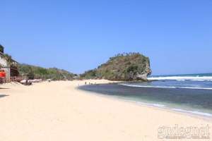 5 Pantai Pasir Putih di Gunungkidul