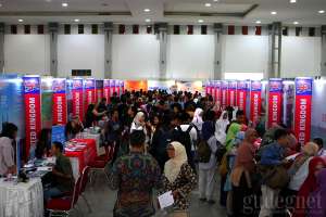 Ribuan Pelajar Padati JEC saat Pameran Universitas Uni Eropa