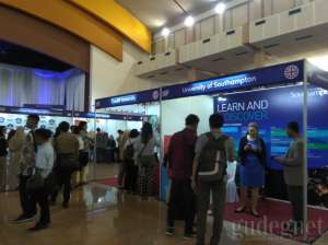 Ribuan Pengunjung Padati Pameran Beasiswa ISF di UMY