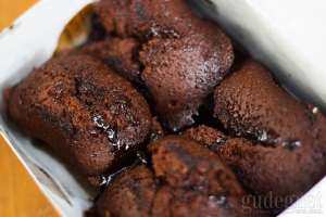 Kue Balok Parikesit, Nge-hits dengan Cokelat Lumer yang Meleleh    