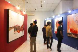 Lukisan, Koper, hingga Talenan Terpajang di Pameran “Sumarah”