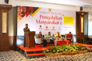 UMY Gelar Seminar Nasional Pengabdian Masyarakat di Era Industri 4.0