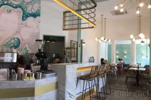Jeeva, Tempat Ngopi yang Nyaman dan Elegan