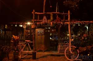 Angkringan Jenak Semanak yang Unik dan Klasik