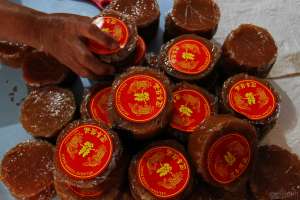 Manis Legit Kue Keranjang Imlek 