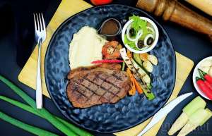 Makan Steak Australian Beef Cuma 30ribu-an, Cuma di Innside