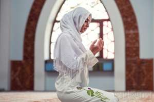 Ketentuan dan Panduan Salat Idulfitri di Rumah