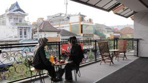 'Terase Jogja' Malioboro Mall, Student Lounge dengan Pemandangan Jalur Pedestrian