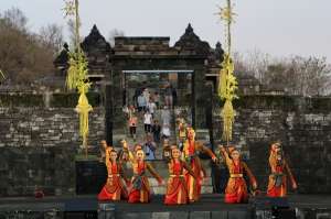 Boko Picnic, Nikmati Bentangan Alam Sambil Ngabuburit di Keraton Ratu Boko