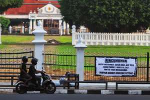 Tradisi Mubeng Beteng Keraton Yogyakarta Ditiadakan