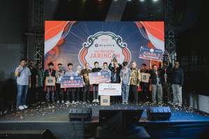 Siswa SMK Kristen Petra Surabaya Juarai Olimpiade Jaringan Mikrotik 2025